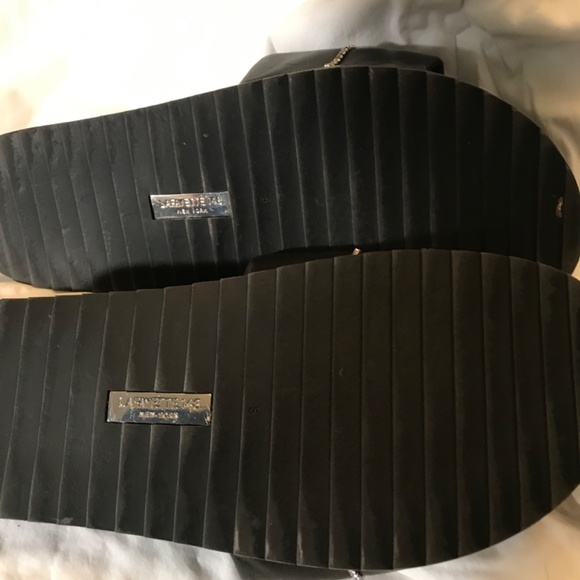 Lafayette 148 Sandals with crystals Size 8 - Picture 5 of 6